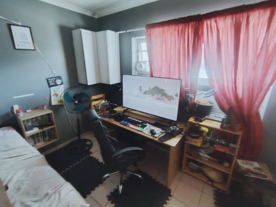 3 Bedroom Property for Sale in Kabega Park Eastern Cape